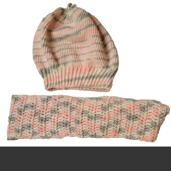 Handmade Crochet Beanie Hat And Scarf pink gray white - Picture 6 of 12